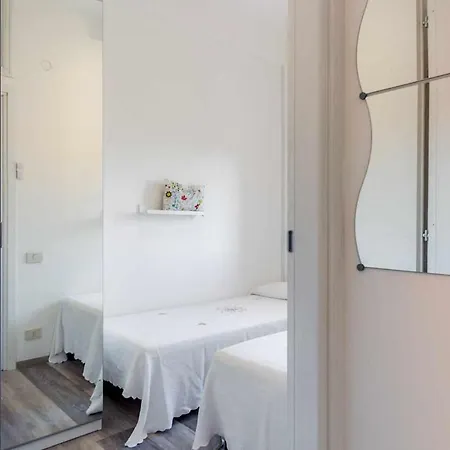 R 15 Ristrutturato Con Terrazzo