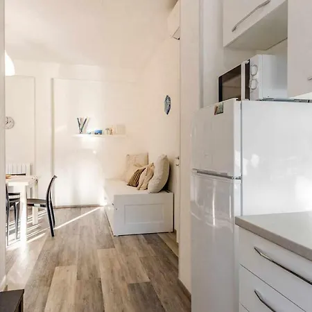 Апартаменты R 15 Ristrutturato Con Terrazzo *
